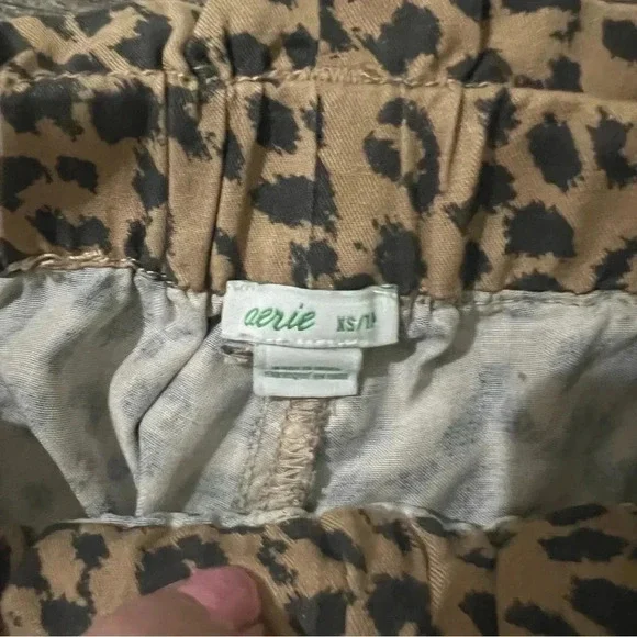 {Aerie} Leopard Print High-Waisted Camp Shorts - Picture 3 of 6